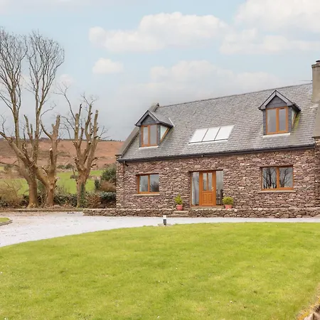 Finn House