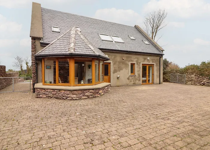 Finn House Сasa de vacaciones